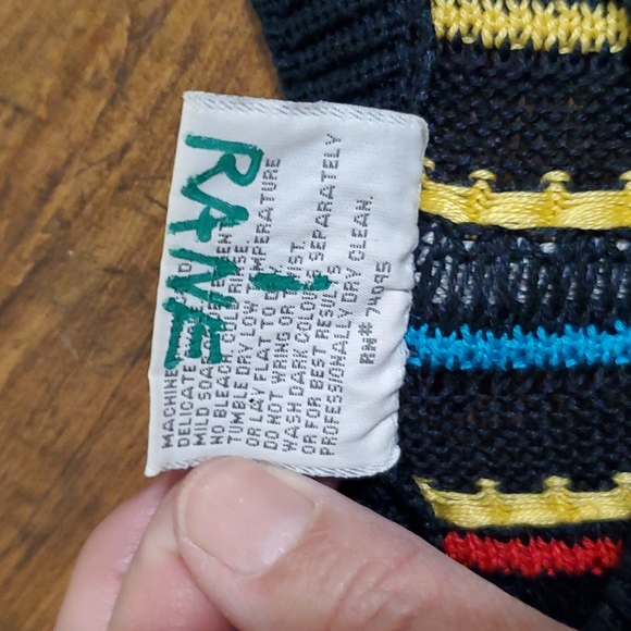 Coogi Australia Vintage Sweater - Picture 10 of 12